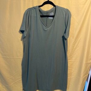 Time and Tru Women's V-Neck Tunic Top - Olive Green